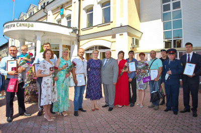 Самарцев наградили Почетными знаками Самарцев наградили Почетными знаками