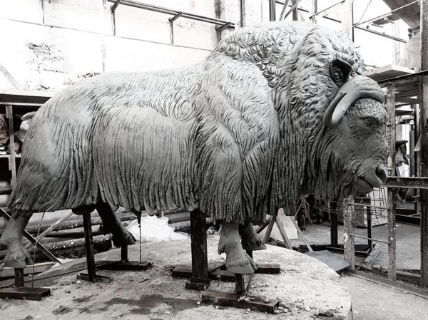 В блогах: самарский скульптор изваял овцебыка для Норильска 