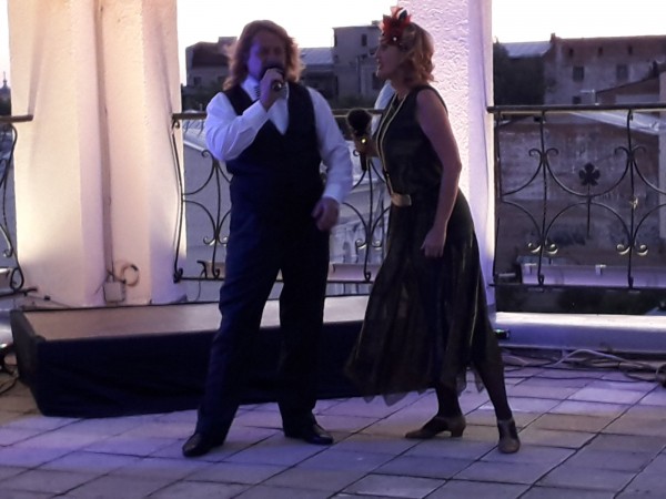 Солисты Самарского театра оперы и балета выступили под открытым небом Солисты Самарского театра оперы и балета выступили под открытым небом