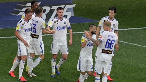 "Оренбург" обыграл в гостях "Крылья Советов"