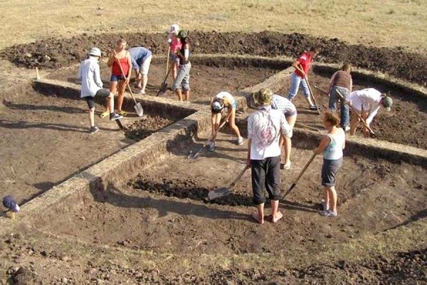В Самарской области обнаружили фамильный склеп семьи Аксаковых В Самарской области обнаружили фамильный склеп семьи Аксаковых