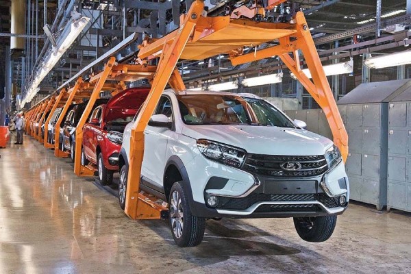 Тольяттинский «АвтоВАЗ» начал работать по субботам Тольяттинский «АвтоВАЗ» начал работать по субботам