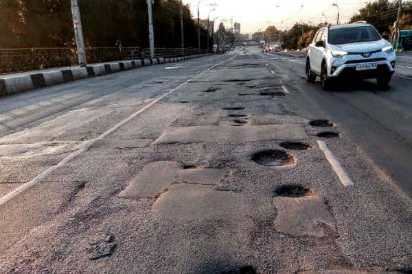 Лунная дорожка: самарцы показали, во что превратился путепровод проспекта Кирова в Самаре 