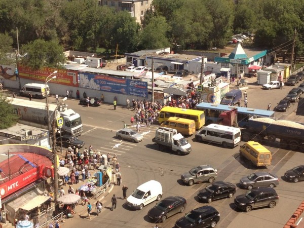 Самарская мэрия заплатит 2,5 миллиона владельцу снесенного рынка на улице Авроры 