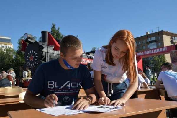 Более 36 тысяч жителей Самарской области написали "Диктант Победы"  