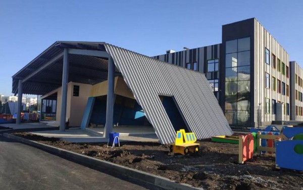 В Южном городе завершается строительство детсада