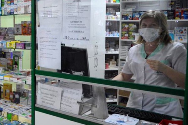 Губернатор Самарской области поставил задачу представителям аптечных сетей создать запас препаратов для лечения вирусных заболеваний Губернатор Самарской области поставил задачу представителям аптечных сетей создать запас препаратов для лечения вирусных заболеваний