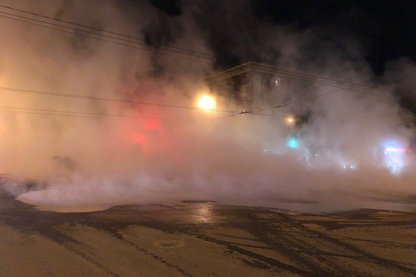 В Самаре ликвидировали дефект теплосети на Физкультурной 