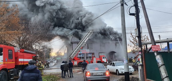 Из-за гибели 4 человек на пожаре в Самаре возбудили уголовное дело 