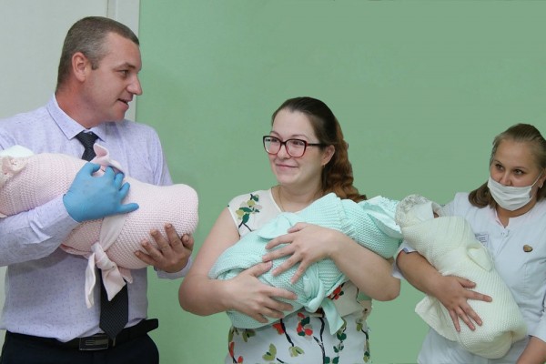 В регионах увеличили семейные капиталы и ввели новые льготы В регионах увеличили семейные капиталы и ввели новые льготы