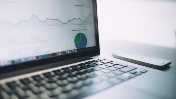 Дмитрий Орлов, генеральный директор Агентства политических и экономических коммуникаций оценил бюджет региона Дмитрий Орлов, генеральный директор Агентства политических и экономических коммуникаций оценил бюджет региона