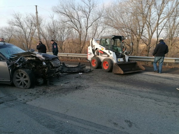 Кровавое ДТП: под Самарой &laquo;Инфинити&raquo; догнал &laquo;Ладу&raquo; 