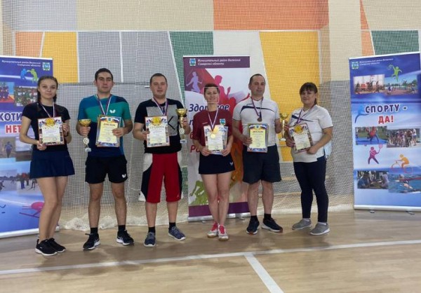 В Южном городе в тестовом режиме открыли ледовый дворец