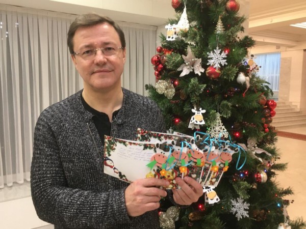 Дмитрий Азаров поучаствовал в &laquo;Елке желаний&raquo; 