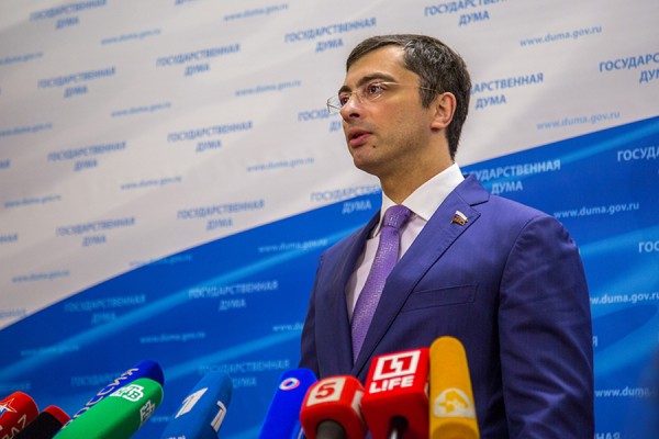 Принят законопроект, расширяющий полномочия Правительства в регулировании цен на социально значимые продукты 