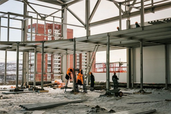  Клюшки на пятачке  