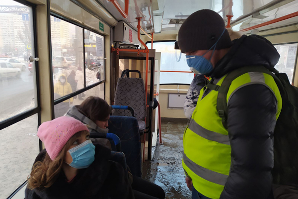 В Самаре в метро не пустили 9000 человек без маски 