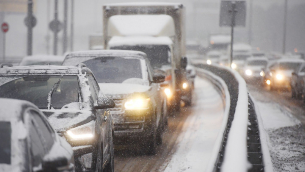 В Самаре за 2 дня до Нового года образовались 9-балльные пробки