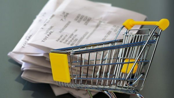 Владелец ТЦ &laquo;Космопорт&raquo; подал в суд на &laquo;Ашан&raquo;