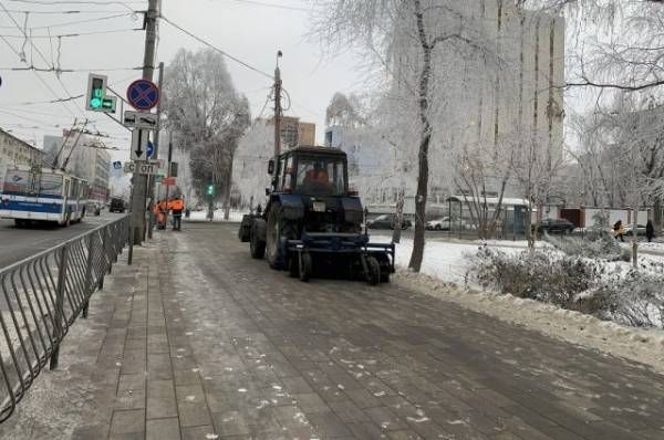 Большинство улиц Самары расчищены вплоть до дорожного покрытия