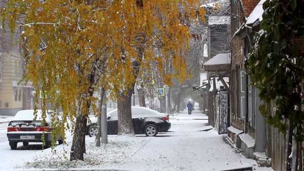 В Самаре коммунальные службы выведут на уборку снега больше 300 машин В Самаре коммунальные службы выведут на уборку снега больше 300 машин
