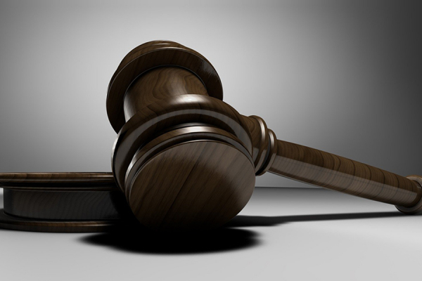 В Самаре арестовали двух адвокатов из Крыма, у которых нашли килограмм амфетамина 