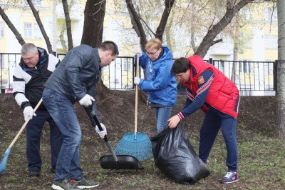 Елена Лапушкина приняла участие во Всероссийском субботнике