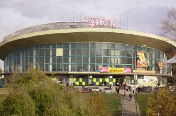 Самарский цирк признали культурным наследием, а ЦУМ &laquo;Самара&raquo; - нет