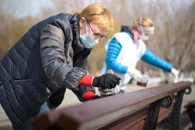 Елена Лапушкина приняла участие в Гагаринском субботнике