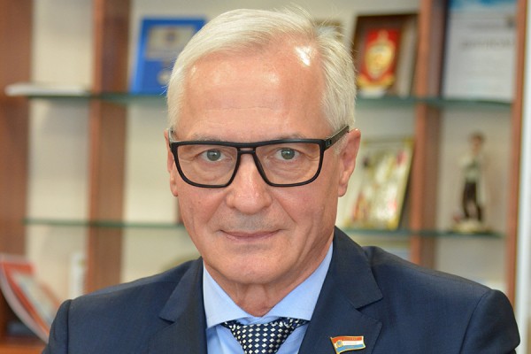 Главой Тольятти стал Николай Ренц 