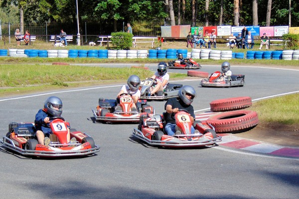 Картинг-трасса из парка Гагарина переехала к стадиону 