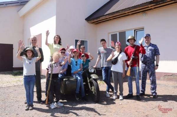 Росгвардейцы организовали для детей военно-патриотическую экскурсию