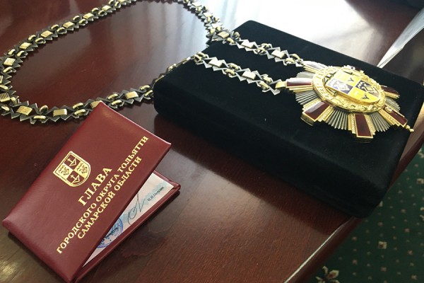 Николай Ренц официально вступил в должность главы Тольятти 