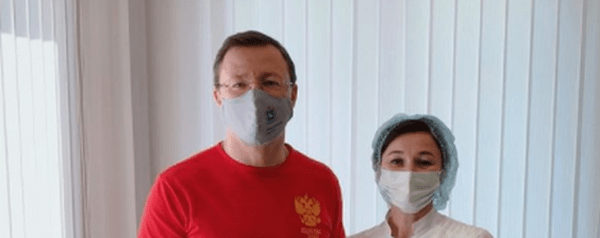 Губернатор Самарской области Дмитрий Азаров 22 мая прошел вакцинацию от COVID-19