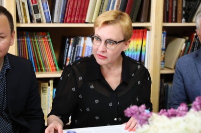 Елена Лапушкина поддержала проект по сохранению старинных наличников в Самаре Елена Лапушкина поддержала проект по сохранению старинных наличников в Самаре