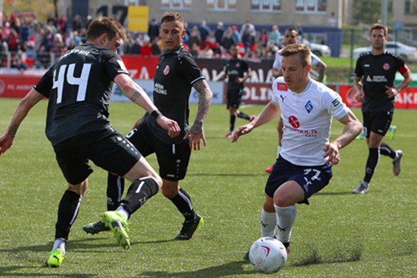  "Крылья Советов" досрочно вернулись в Премьер-лигу  