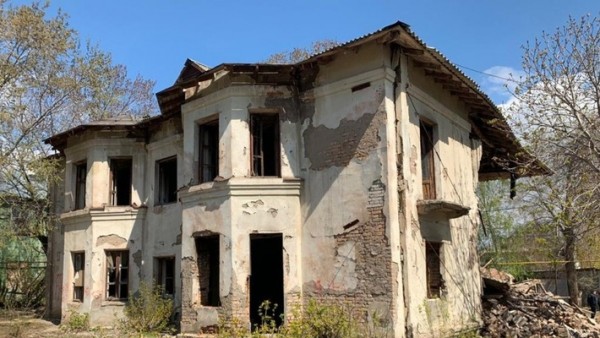 В Самаре в Железнодорожном районе произошло обрушение стены дома 