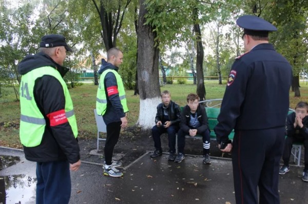 &laquo;Деньги закончились?&raquo;: в Самарской области сразу в 2 раза сократили &nbsp;расходы на дружинников 