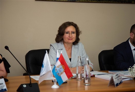 Ректора СГЭУ заподозрили в мошенничестве
Ректора СГЭУ заподозрили в мошенничестве