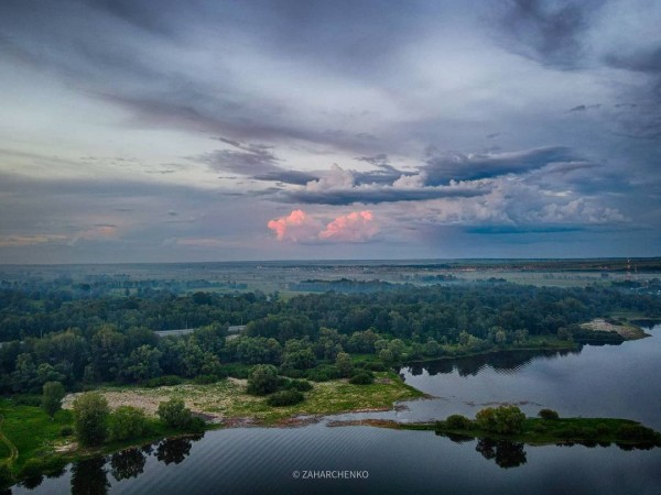 Самарскую область мгла пока обошла стороной, но появились розовые облака