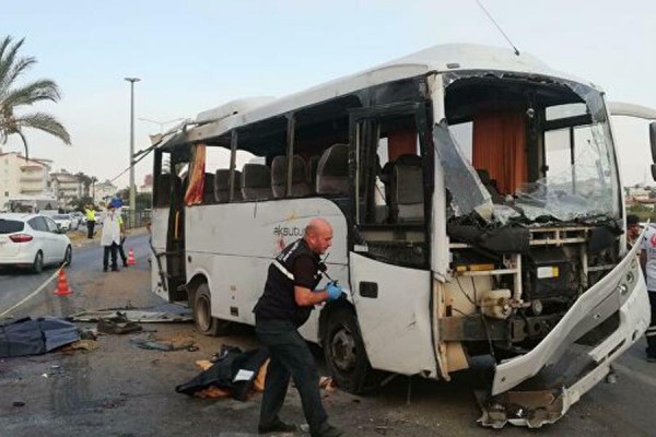 Появились фото и видео с места ДТП в Турции, в котором погибли 4 самарских туристов