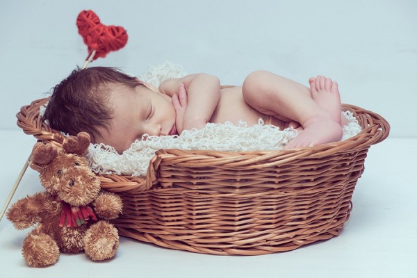 В Самаре врачи выходили девочку весом всего 890 граммов 