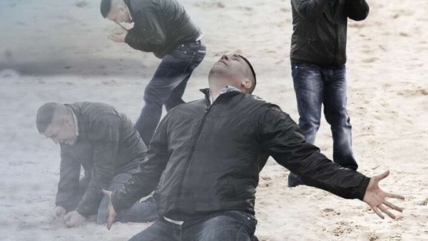 &laquo;Сам на колени встанешь:&raquo; люди наехали на депутата, который призвал их кланяться перед властью