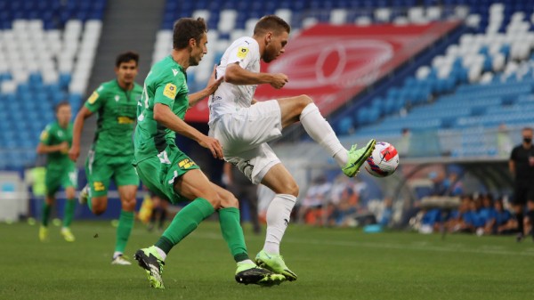 &laquo;Крылья Советов&raquo; начали сезон с домашнего поражения 