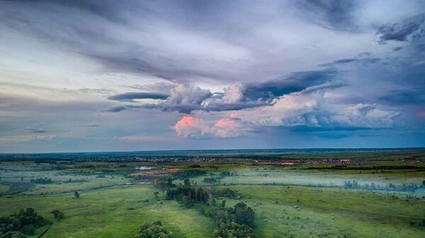 Самарскую область мгла пока обошла стороной, но появились розовые облака