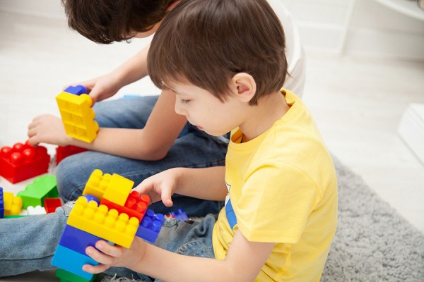 В этом году на конкурс проектов СОНКО подали заявки почти 200 организаций 