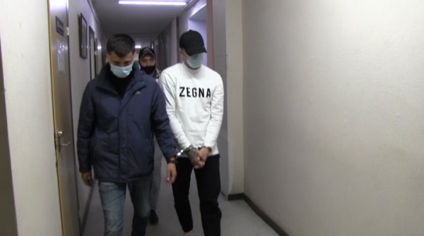 Ночной стрелок из автомата задержан сотрудниками самарской полиции Ночной стрелок из автомата задержан сотрудниками самарской полиции