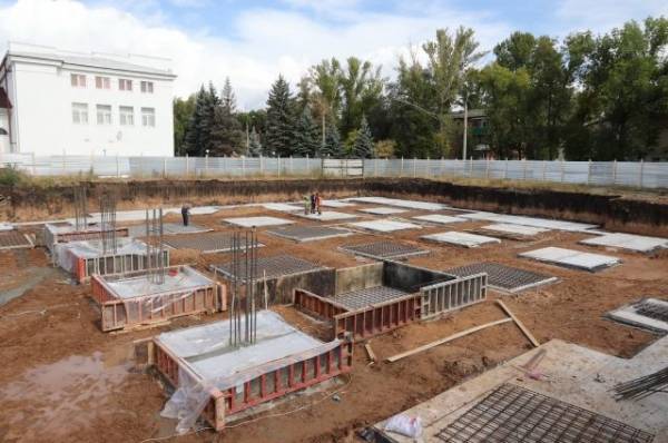 В Куйбышевском районе Самары в 2022 году завершат строительство бассейна
