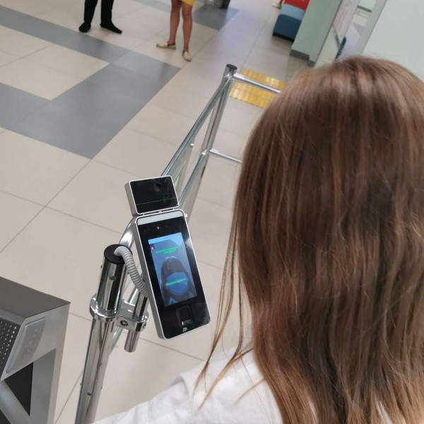 Робот будет присутствовать на уроках в самарской школе 