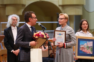 Глава Самары Елена Лапушкина поздравила самарский союз композиторов с 80-летним юбилеем  